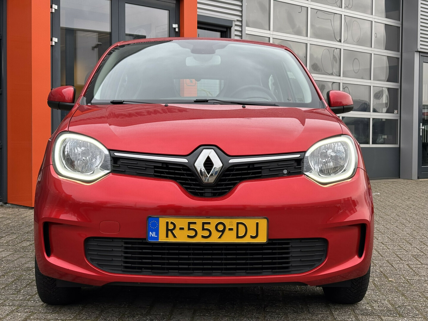 Renault-Twingo Z.E.-28