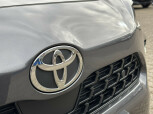 Toyota-Yaris Cross-12