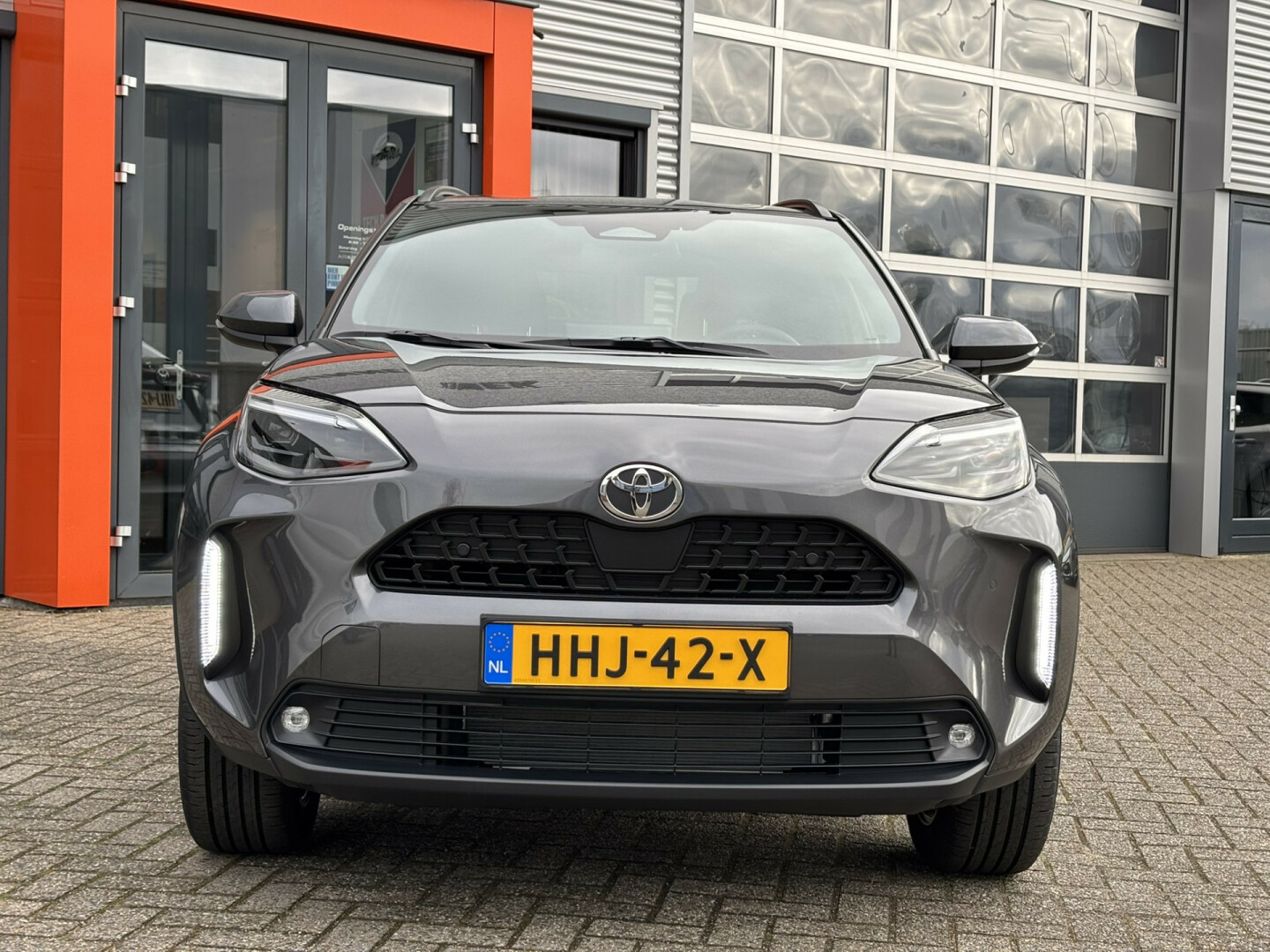 Toyota-Yaris Cross-32